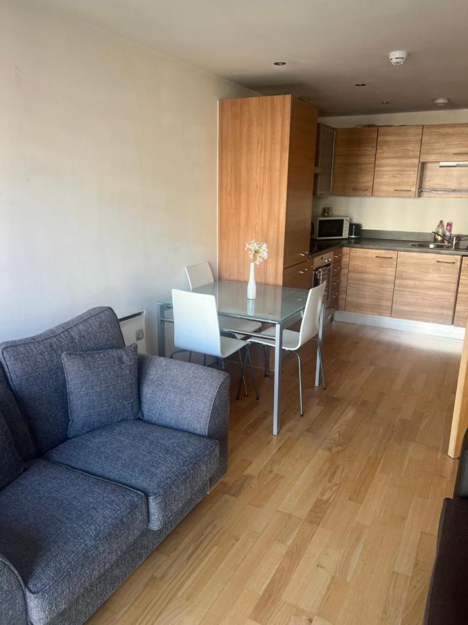 Clarance Docks Apartment ليدز المظهر الخارجي الصورة