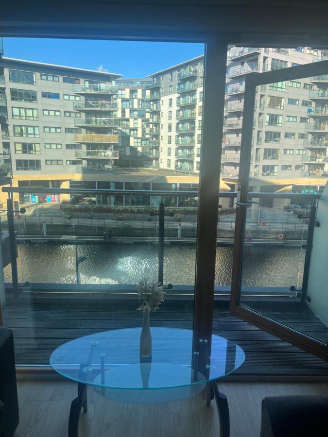 Clarance Docks Apartment ليدز المظهر الخارجي الصورة